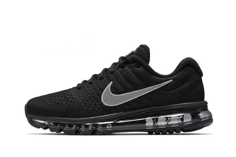 Nike Air Max 2017 情侶款氣墊跑步鞋黑銀